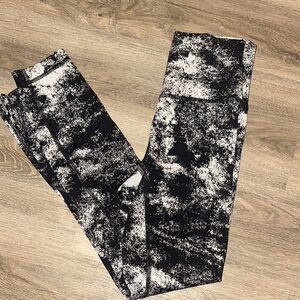 Lululemon wunder unders